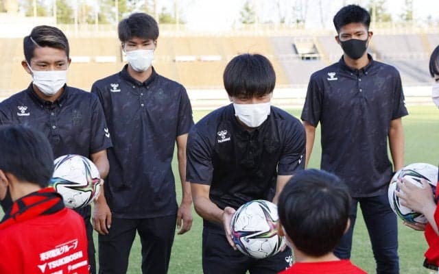 ツエーゲン金沢が集めた3トンの食料品。地域の一員として、プロサッカークラブにできること。