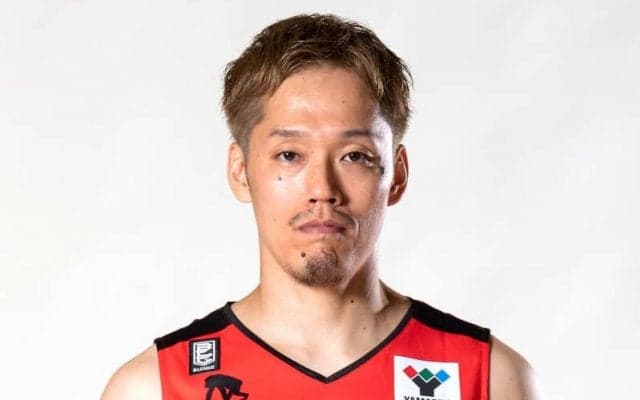 三遠が岡田慎吾を自由交渉選手リストへ公示…今季は34試合に出場