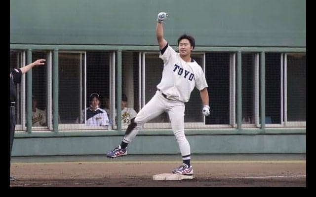 [硬式野球] ３戦目で専大を撃破　勝ち点３で首位死守