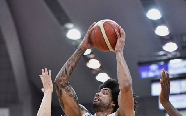 ジェームズ・マイケル・マカドゥがサンロッカーズ渋谷と契約更改