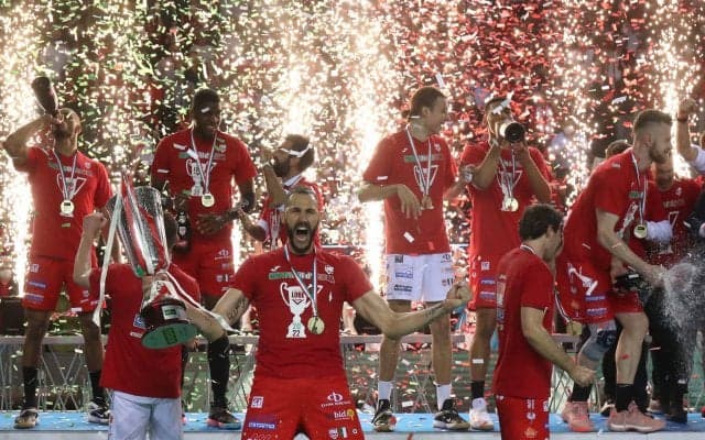 セリエA 21/22シーズン制覇のルーベ かつてない困難な道のりの先で手にしたV7