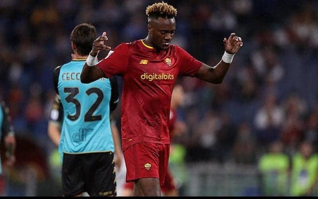 ローマが降格ヴェネツィアにホーム最終戦で痛恨ドロー…シュート46本枠内16本も相手守護神の牙城2度は破れず《セリエA》