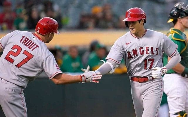 大谷翔平、角度22度の弾丸100号　米実況席では日本語炸裂「オオタニサン、スゴイ！」
