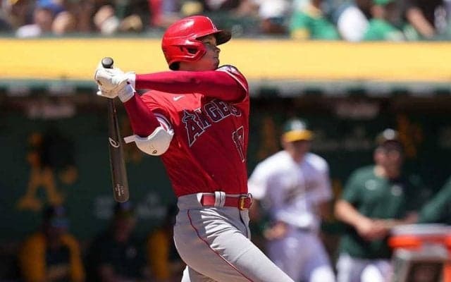 大谷翔平、米100号は中越え豪快2ラン！　127m弾を米記者速報「ワイルドだ！伝説は続く」