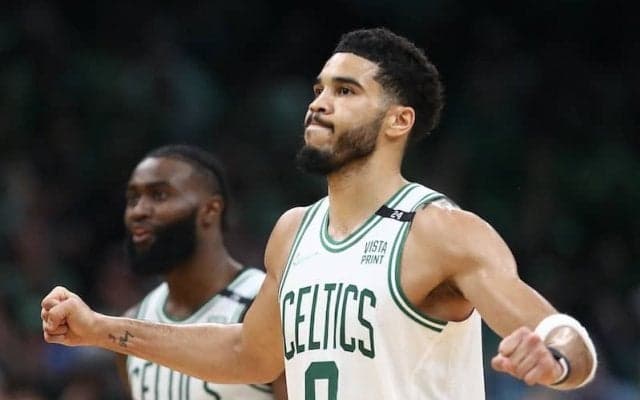 セルティックスが前年王者との第7戦を制す…3P攻勢でバックスに快勝／NBAプレーオフ