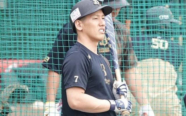 オリは新型コロナ陽性の吉田正尚が1軍復帰　巨人も吉川尚輝を登録　17日の公示