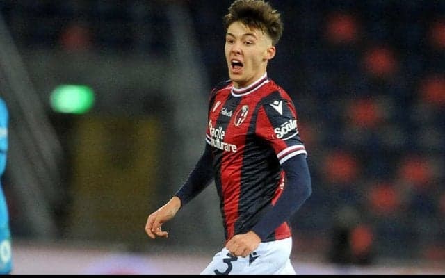 アーセナル、冨安と元同僚の19歳左SBヒッキー獲得へ