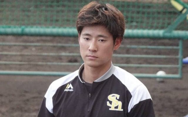 鷹・上林誠知がシートノック中に負傷し担架で運ばれる　スタメンは柳町に変更