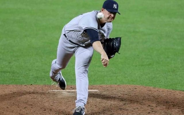 【MLB】53センチ“瞬間移動”する魔球は「どうやって打つんだ？」　打者は絶望「エグすぎ」