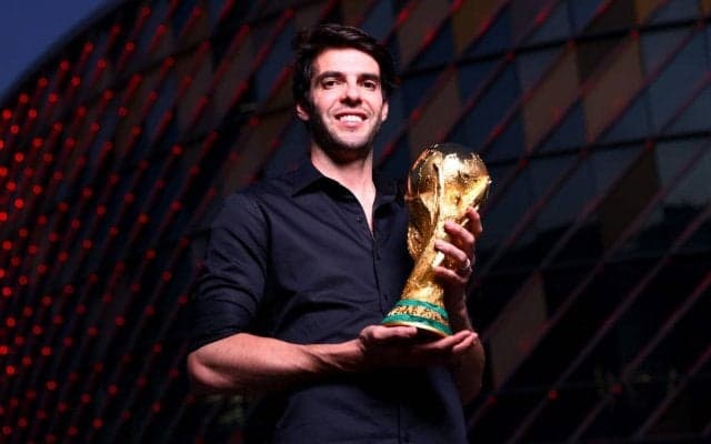 カカ監督が誕生へ、ブラジルで指導者ライセンス取得を報告「チームだけがない(笑)」