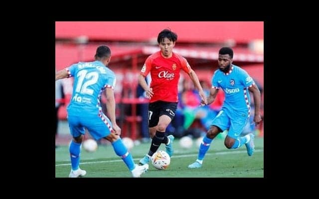 久保建英の武器と課題を風間八宏が指摘。ゴールやアシストが不足しているのはなぜか