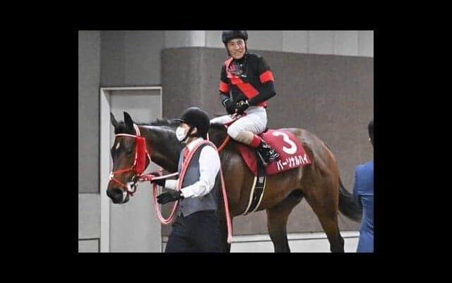 オークスは逃げ馬に要注意のわけ。スロー慣れしたこの世代の牝馬は大逃走に対応できるか