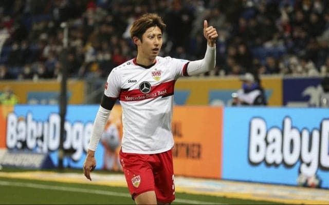 伊藤洋輝、シュトゥットガルトへの完全移籍が｢正式決定｣!!期待の左利きCB…ブンデスリーガ初得点は｢逆足ゴール｣!日本代表初招集の若きDFの｢プレースタイル｣