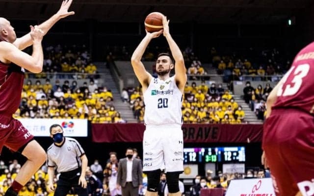 宇都宮が川崎とのSF第1戦で快勝…大一番でフィーラーがチームをけん引／BリーグCS