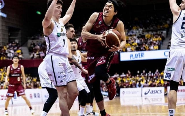 川崎ブレイブサンダースが運命の第2戦へ…佐藤HC「絶対にやり返したい」、篠山竜青「いい準備を」
