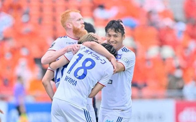 【仙台】大宮に4発快勝で首位堅持！ 雨のピッチでパスをつないで「2戦連続4得点」で得点数もJ2首位！