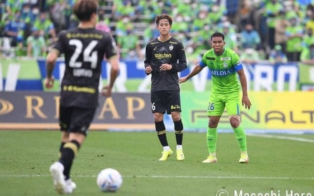 神戸・ロティーナ監督が「苦しめられた」と評した湘南の「立ち位置」【湘南vs神戸】