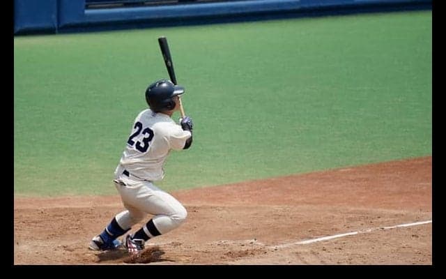 [硬式野球] 投手陣の踏ん張りと橋本吏が勝利を後押し 最終週へ弾みをつける