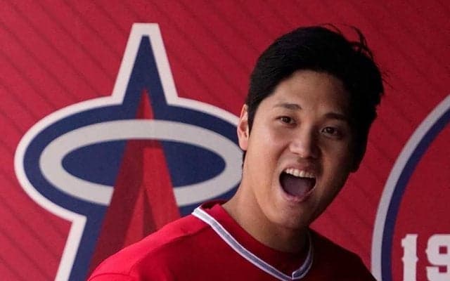 大谷翔平に135m被弾の相手左腕、即座に出たリアクションが敵地で話題「拳で叩いたね」