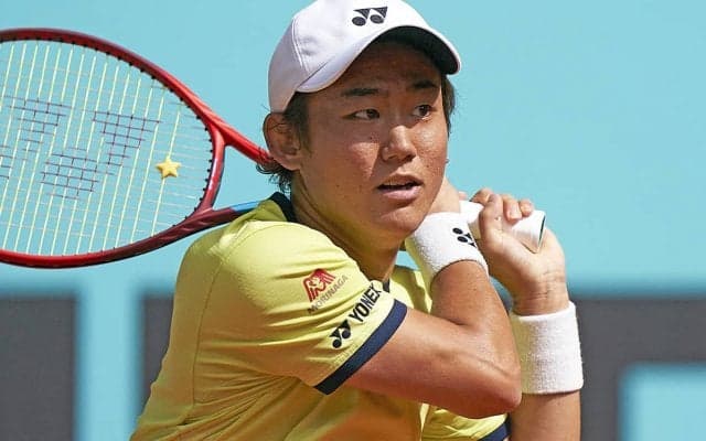 西岡良仁、善戦を見せるも、世界1位ジョコビッチにストレート負け[全仏オープン]