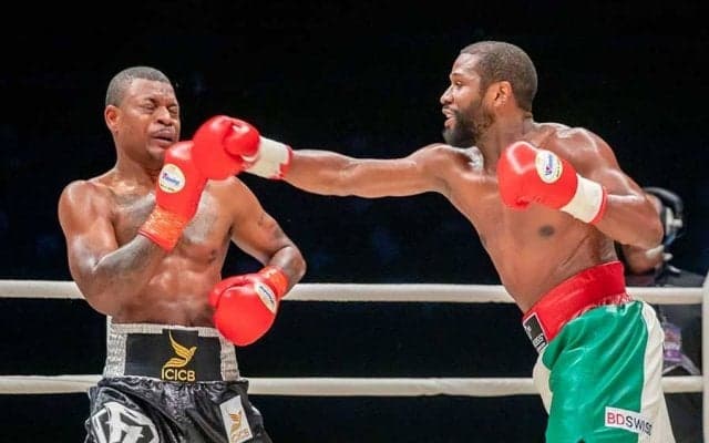 45歳メイウェザーが「ボコボコにした」　ダウン奪取の左ボディーに米興奮「エゲツない」