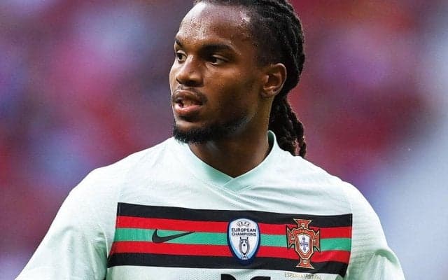 今夏の人気銘柄レナト・サンチェスにPSGも関心か？ しかし、実現度は…