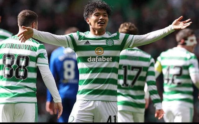 セルティック旗手怜央が久々に等々力へ！　25日湘南戦来場でサポーターに挨拶も