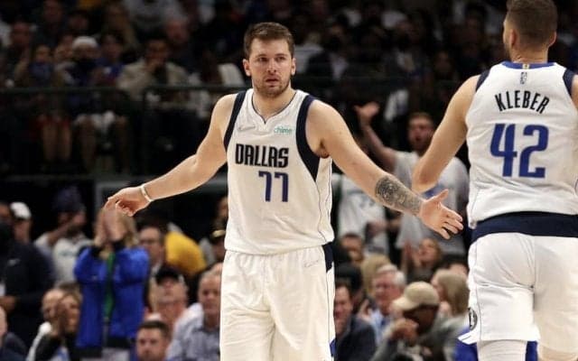 崖っぷちのマブスがウォリアーズを撃破…3P攻勢でシリーズ初白星／NBAプレーオフ