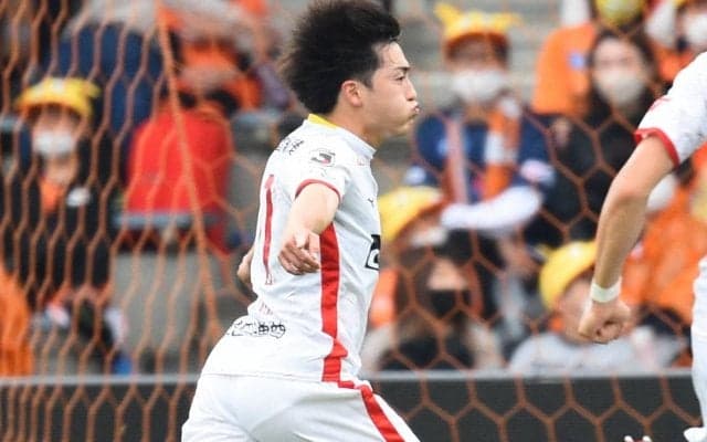 J1第14節のベストゴールは名古屋FW相馬勇紀の劇的決勝ミドル弾に決定