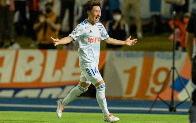 新潟がU-21日本代表三戸舜介のゴールなどで勝利し首位肉薄！ 裏天王山は大宮が琉球を下し降格圏脱出【明治安田J2第18節】