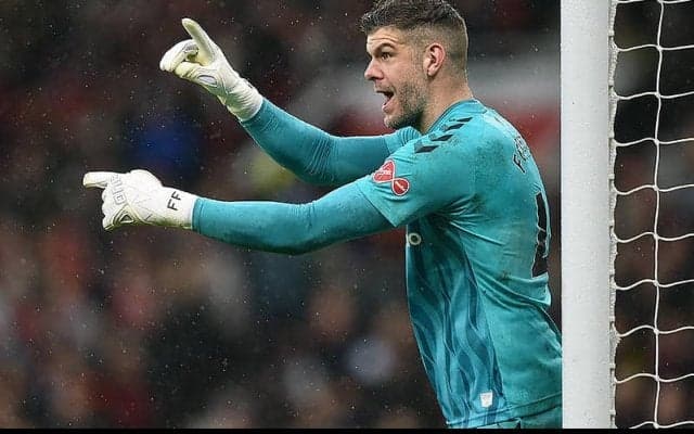 スパーズの今夏補強第1号はセインツGKフォースターに!　ロリスの控えとしてフリー加入迫る