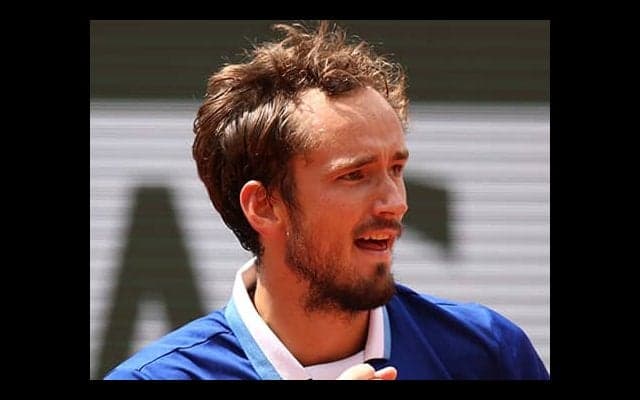  メド 全仏2年連続3回戦進出 