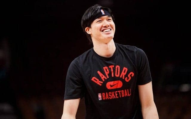 NBA渡邊雄太、久慈暁子アナと26日入籍を報告「支え合い、楽しい時間を積み重ねていけたら」