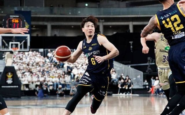第4Qだけで11得点と爆発…勝負を決めた比江島慎「自分らしいプレーができた」