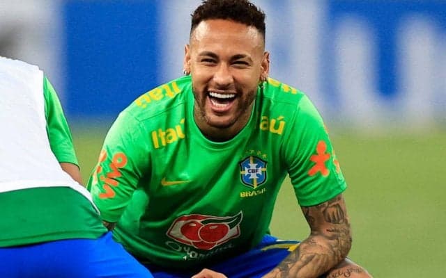 ブラジル代表、韓国戦を前に現地のジェットコースターでネイマールら絶叫「笑いと冒険の日」