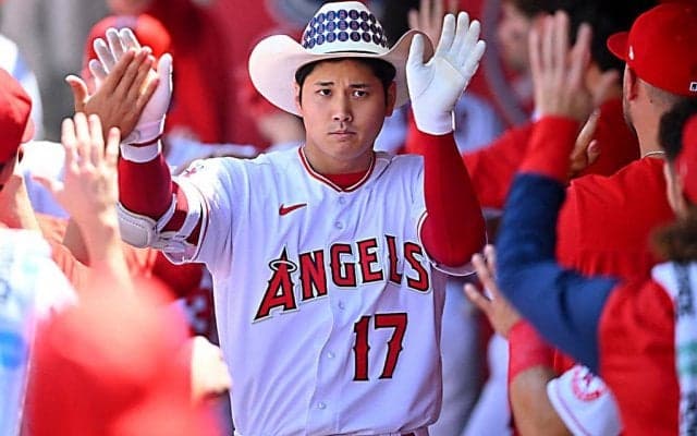 【MLB】大谷さん改め「オオタニ・サンデー」? 　2打席連続弾で連発の「Sugoi」はもはや英語に……