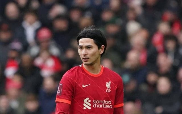 日本代表・南野拓実はリバプール「背番号10」MF退団で「序列アップの可能性」!「バルセロナFW」加入で生まれ変わるレッズの新たな「攻撃ユニット」予想