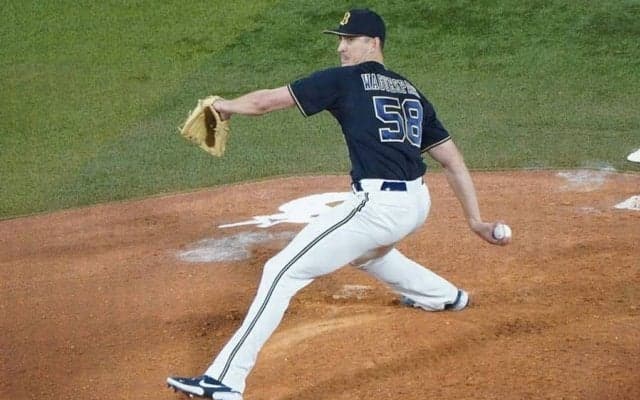 オリックスに“救世主”現る？　中嶋監督が明かした助っ人右腕「変身」の理由