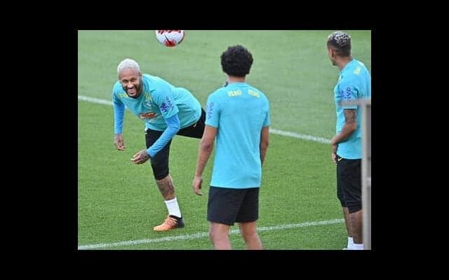 日本代表戦にブラジル国内で懐疑の声。一方、ネイマールらは羽を伸ばして絶好調だったが…