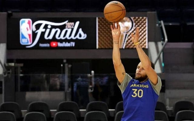『ESPN』が専門家たちのファイナル予想を公開…第6戦以降までもつれた末に制するのは？