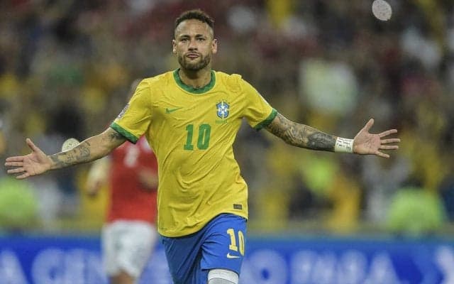 ブラジル代表、韓国代表戦の｢スタメン発表｣!!ネイマールやダニ・アウベスらが先発!日本代表戦控えるサッカー王国の｢11人の顔ぶれ｣と｢フォーメーション｣