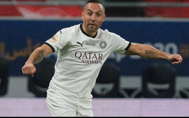 37歳のカソルラが現役続行を明言！「サッカーを楽しみ続けたい」