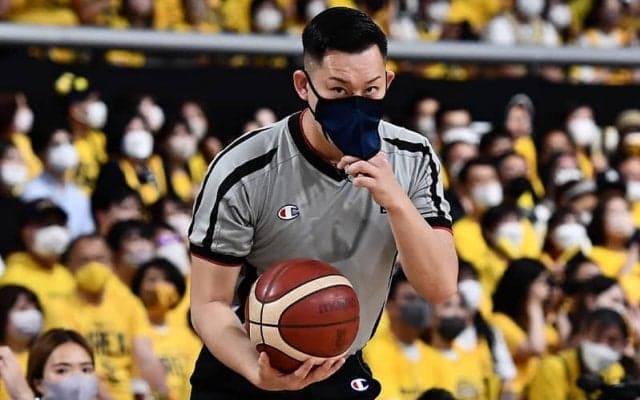 最優秀審判賞に加藤誉樹氏が選出…6年連続6回目のベストレフェリーに