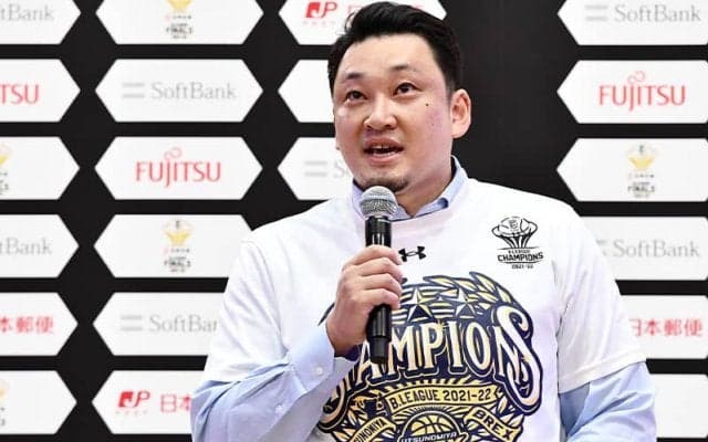 最優秀ヘッドコーチ賞に安齋竜三HCが選出…宇都宮ブレックスを2度目の王座に導く