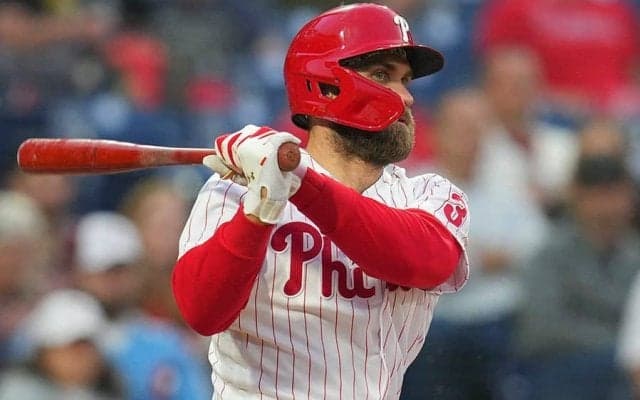 【MLB】大谷翔平との“MVP対決”　主砲ハーパーが豪快11号3ラン、本拠地は大熱狂