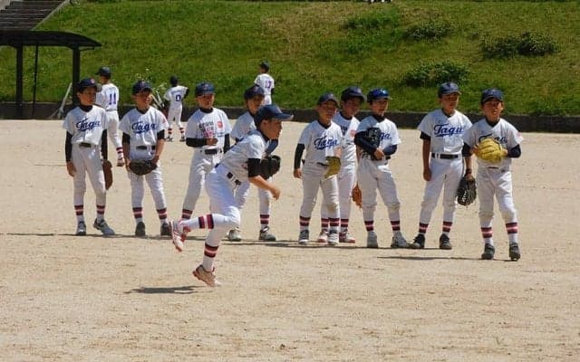飽きさせない目的が思わぬ効果　全ポジションを経験させる強豪少年野球チームのノック