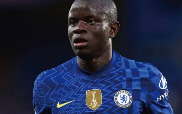 チェルシーはカンテを適正価格以下でも売却へ、ユナイテッド移籍の公算強まる
