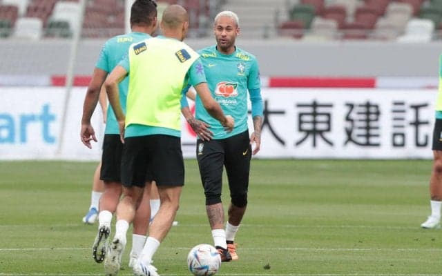 ネイマールも元気な姿！ ブラジル代表が日本代表戦を前にトレーニング