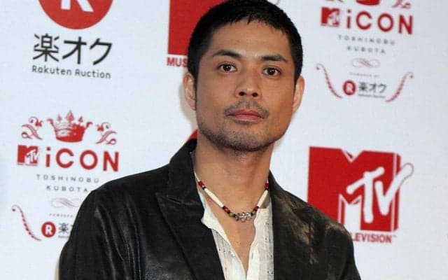 久保田利伸さんが国立に来場！ 清水の創設30周年試合でキックインセレモニー「エスパルス、勝っちゃってください」