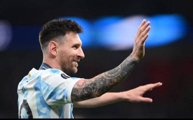 代表キャリア初となる1試合5ゴールのメッシ、指揮官も絶賛「ナダルのよう」